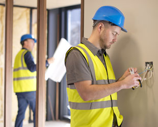 Commercial electrician Cambridge